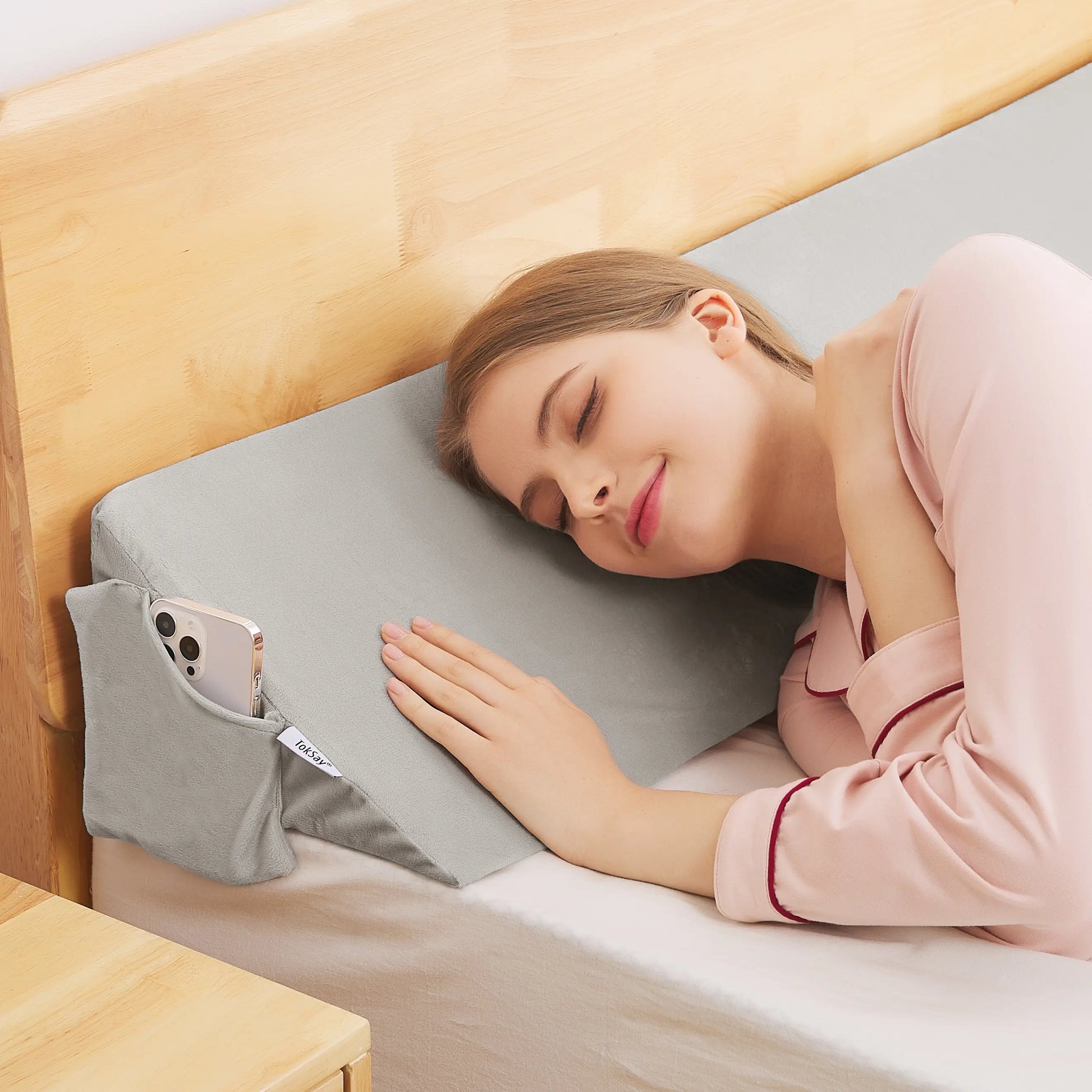 Bed Wedge Pillow for Headboard,Bed Gap Filler between Mattress and Headboard, Adjustable High-Density Foam Headboard Pillow for Sleeping and Reading